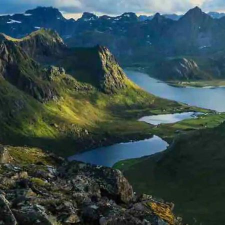 Leilighet Med Balkong Og Havutsikt Pa Napp. Exteriér fotografie