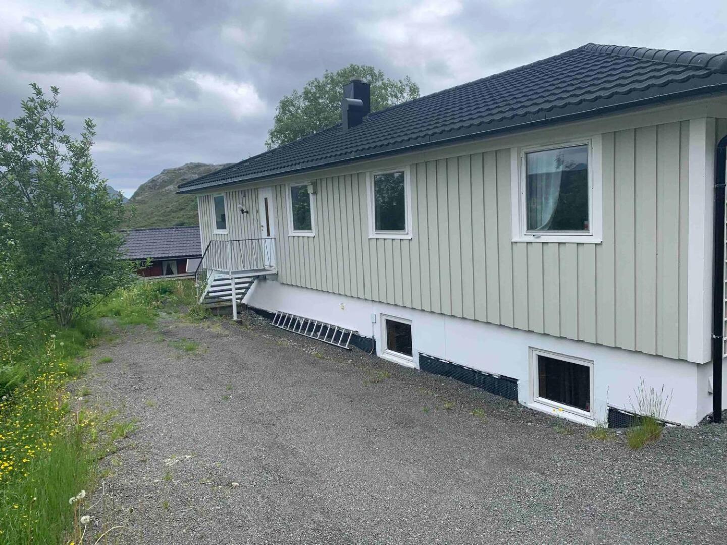 Leilighet Med Balkong Og Havutsikt Pa Napp. Exteriér fotografie